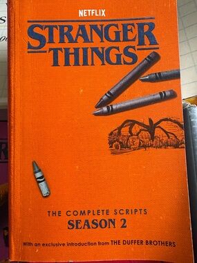 Netflix Stranger Things Season 2 Script Book - Orange Cover